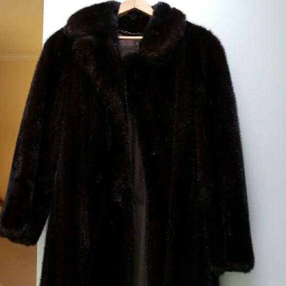 Genuine custom tailored mink fur coat - Picture 3 of 4